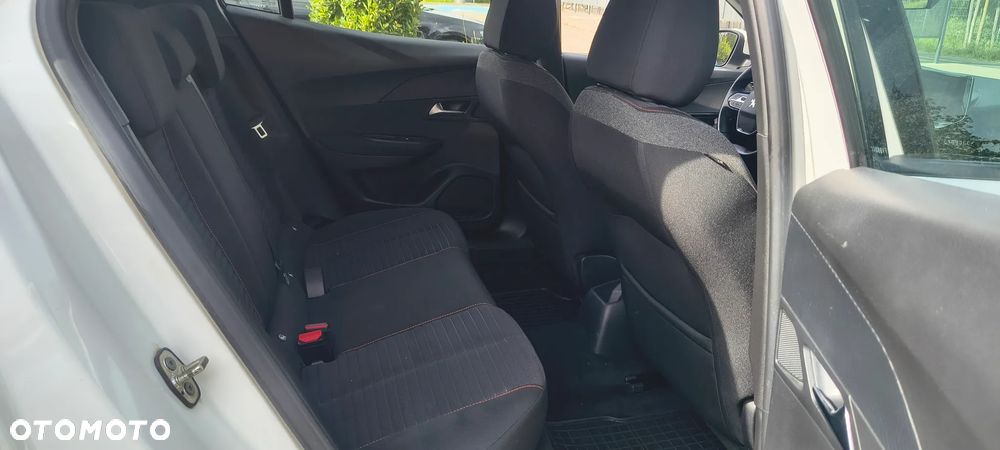 Peugeot 2008 1.2 PureTech Active Pack S&S - 15