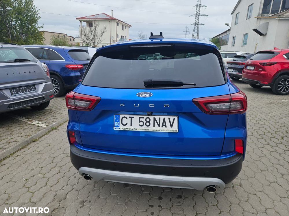 Ford Kuga 1.5 EcoBoost A8 FWD Titanium - 4