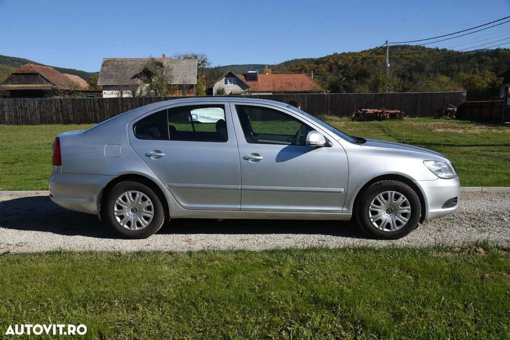 Skoda Octavia 1.4 Ambiente TSI - 8