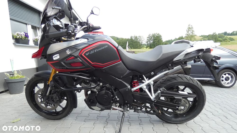 Suzuki DL - 8