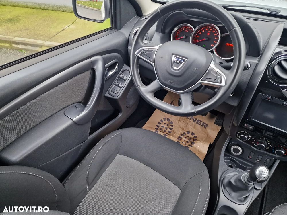 Dacia Duster 1.5 dCi 4x4 Prestige - 13