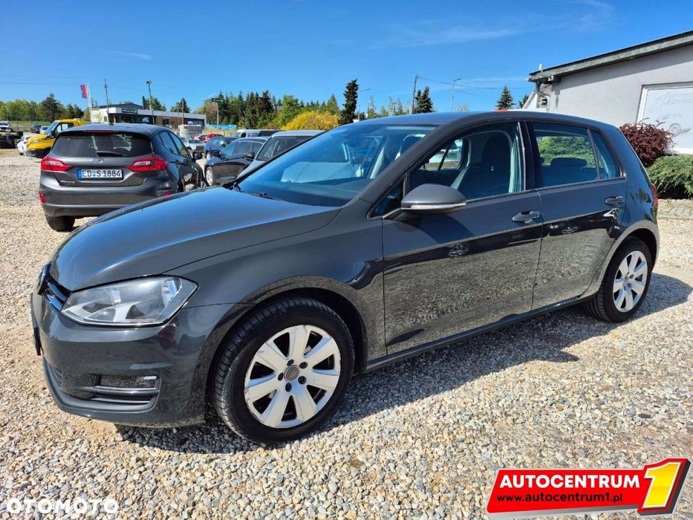 Volkswagen Golf - 2