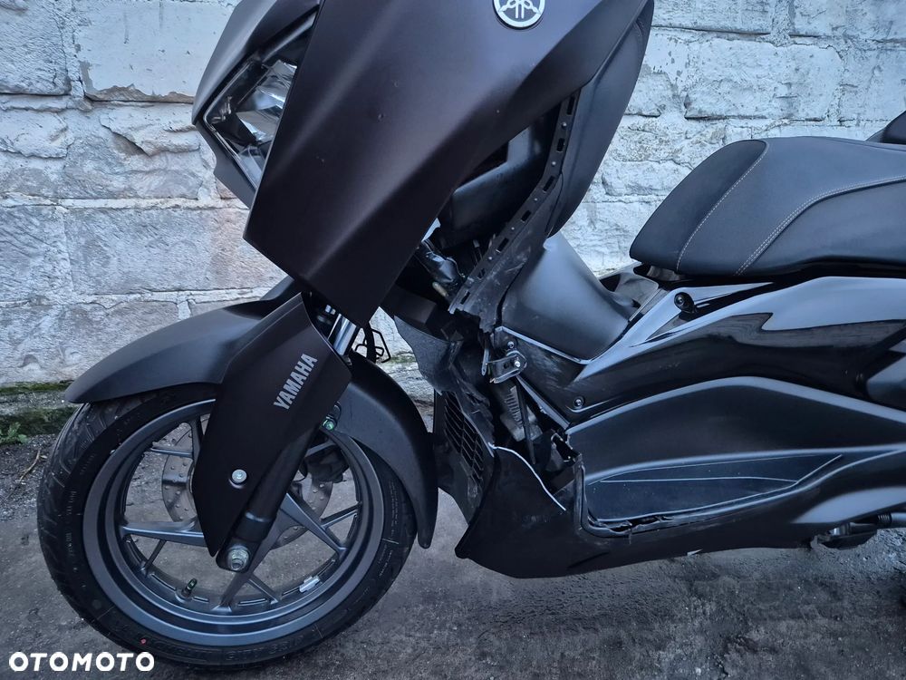 Yamaha X-max - 16
