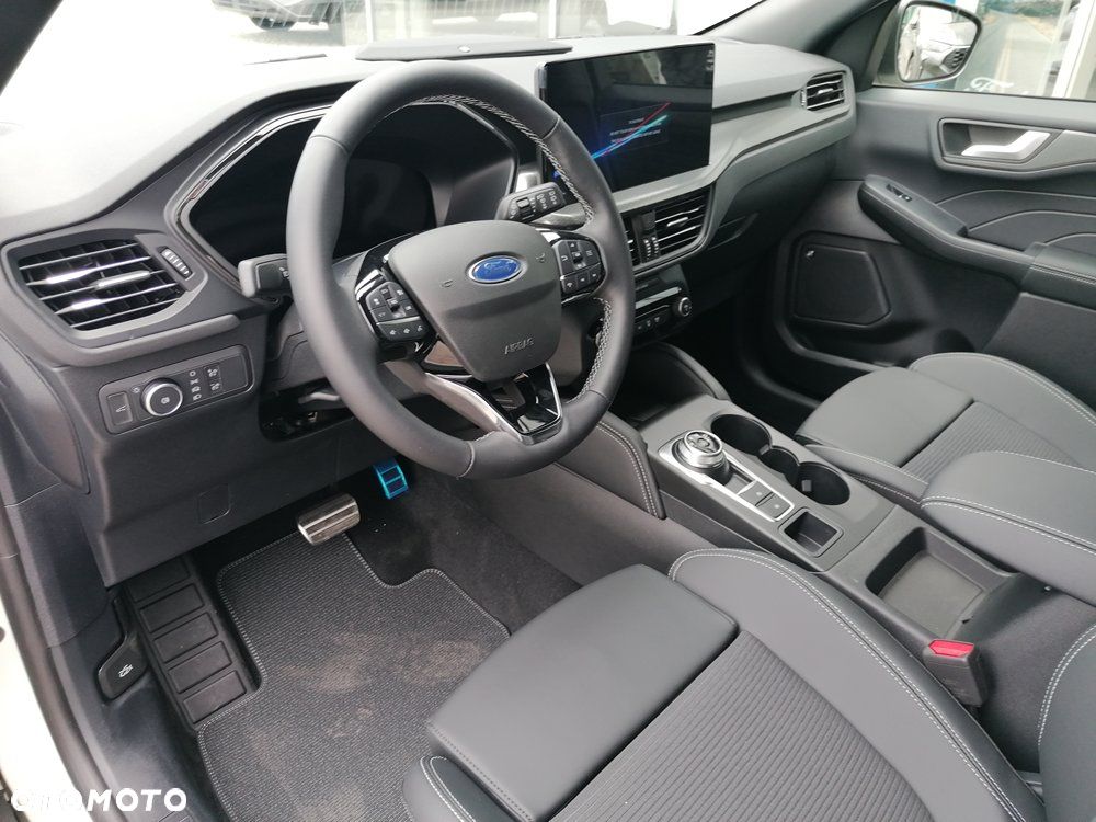 Ford Kuga - 27