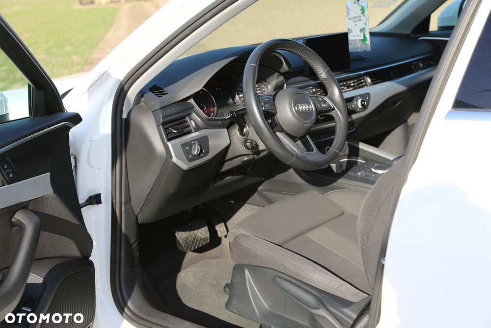 Audi A4 Avant 2.0 TDI S tronic - 12