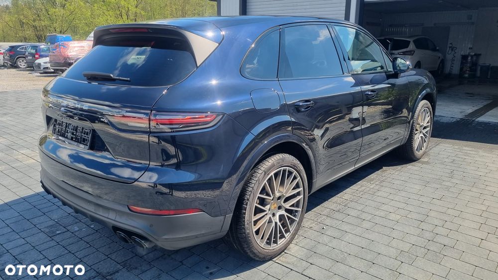 Porsche Cayenne Tiptronic S - 2