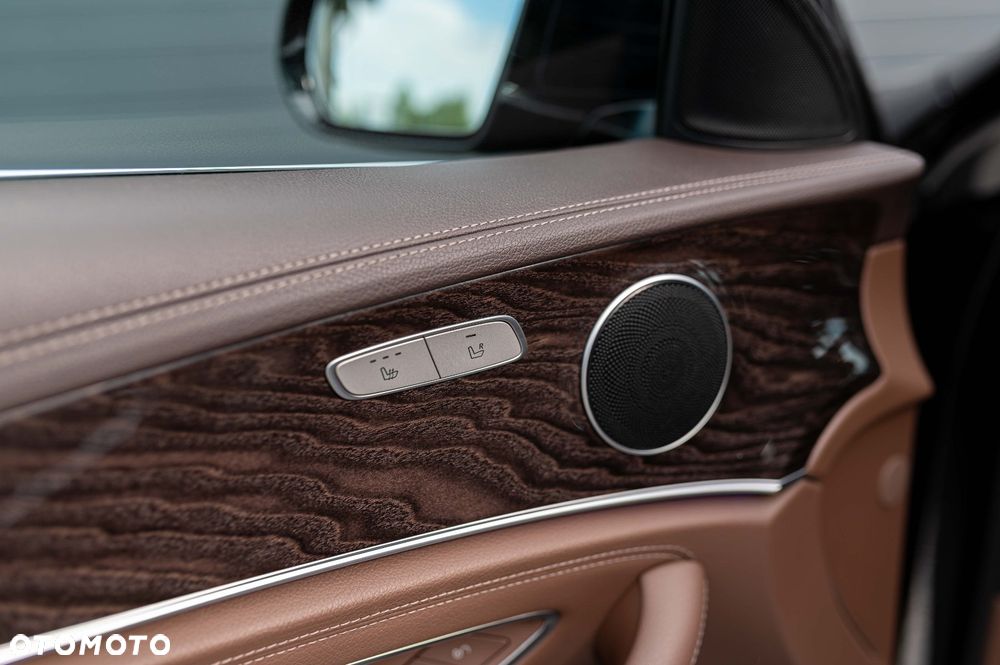Mercedes-Benz Klasa E 220 d 9G-TRONIC - 21