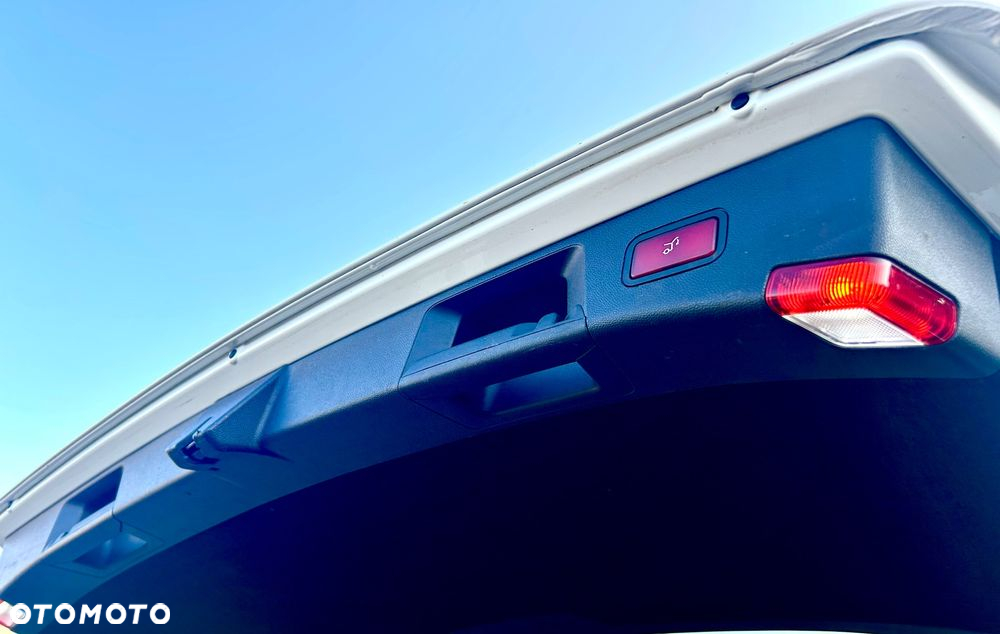 Mercedes-Benz Klasa E 350 CDI 4-Matic BlueEff Elegance - 28