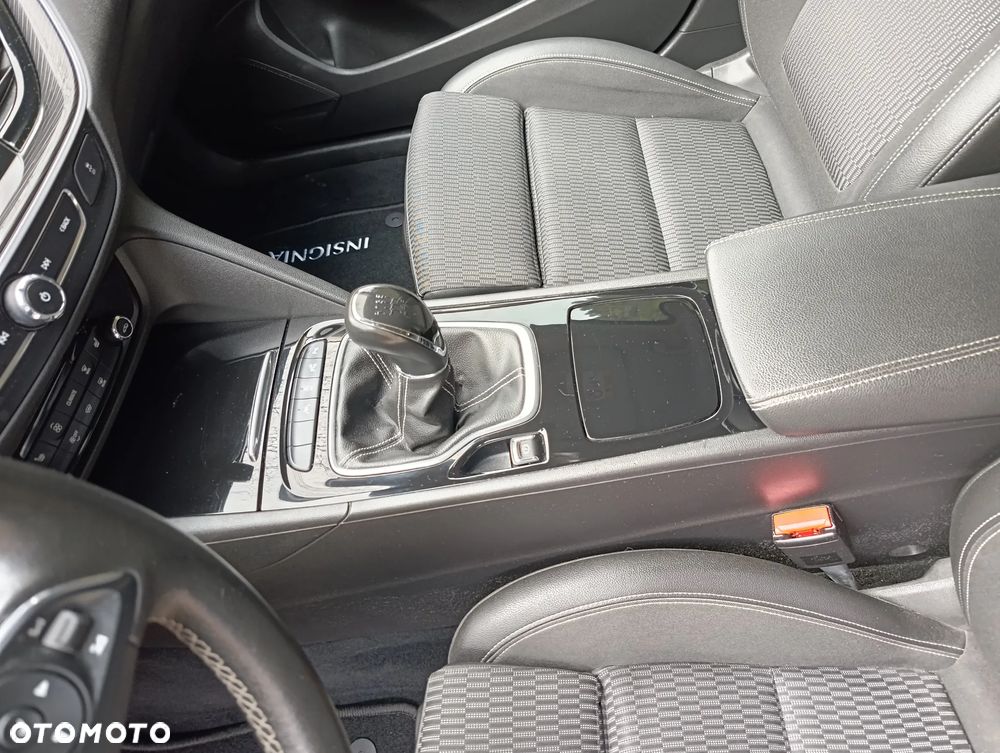 Opel Insignia - 9