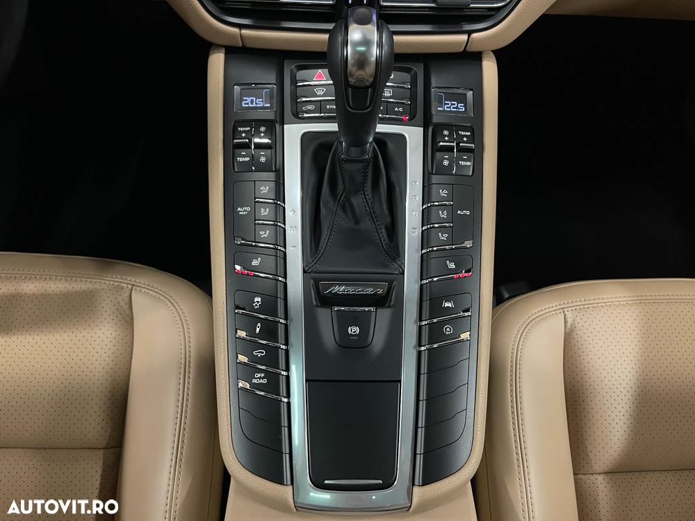 Porsche Macan S - 21