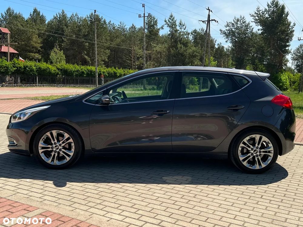 Kia Ceed 1.6 GDI ISG Vision - 22