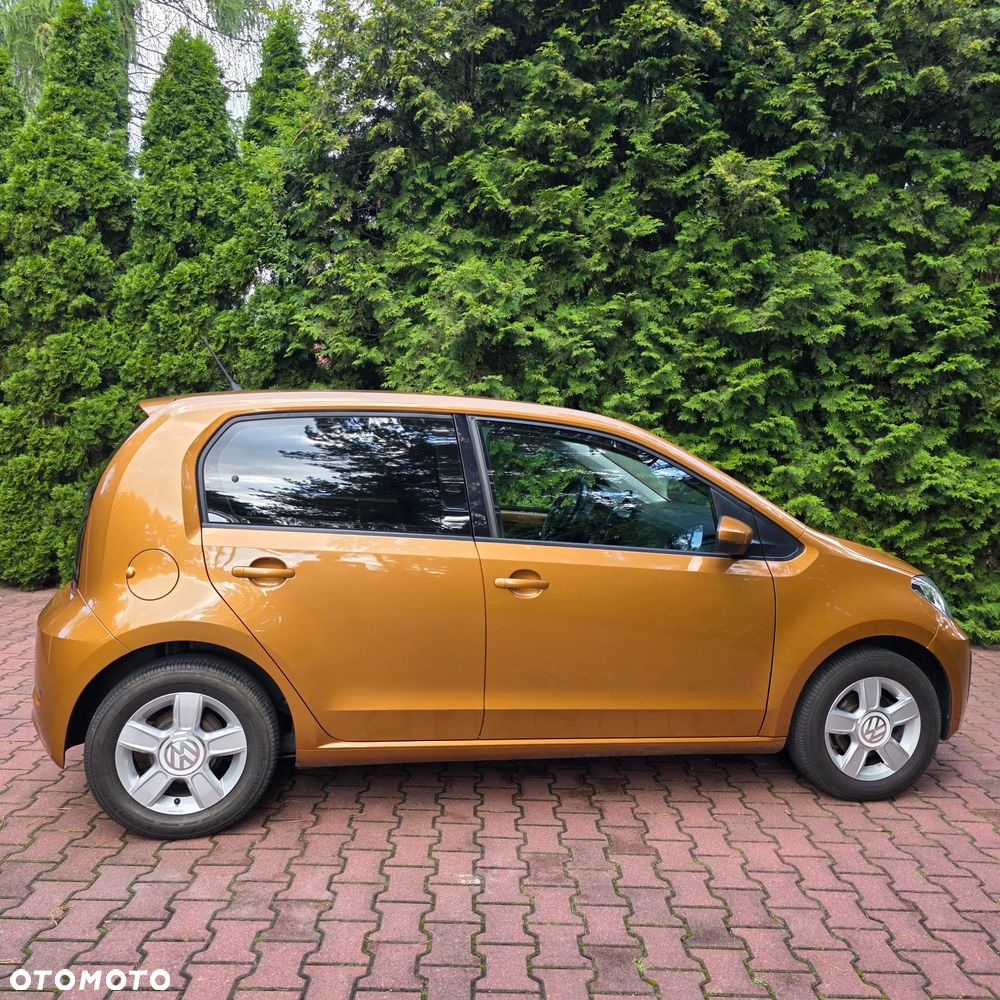 Volkswagen up! high - 8