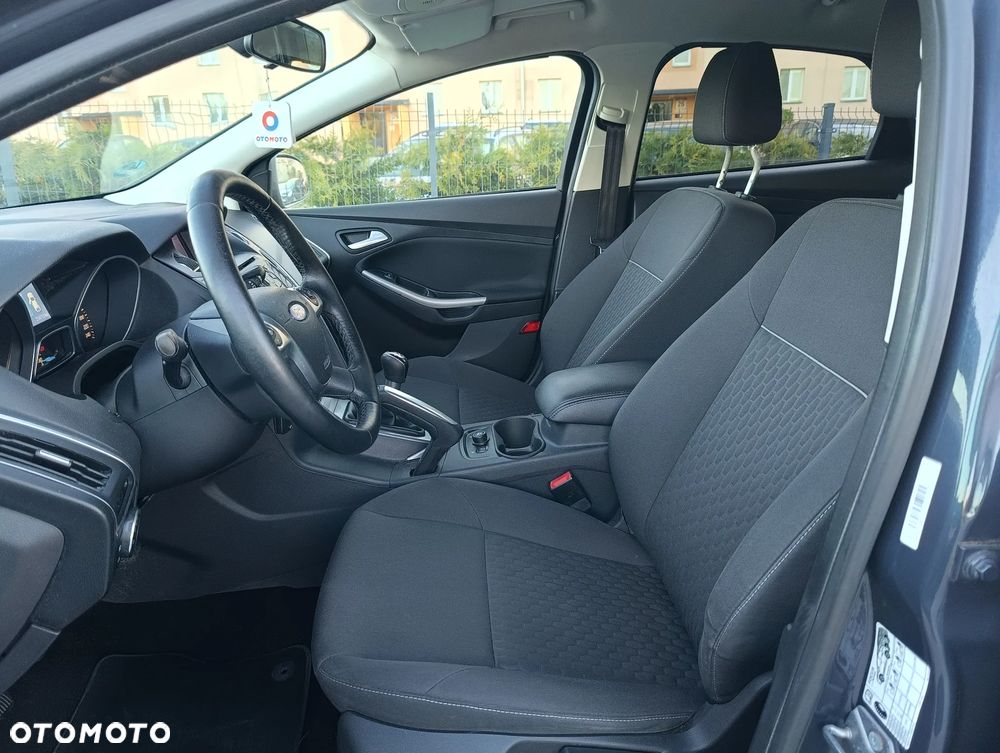 Ford Focus 1.6 TDCi DPF Champions Edition - 37