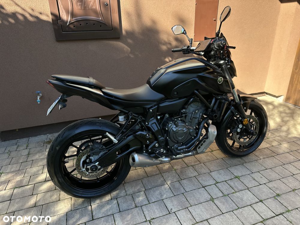 Yamaha MT - 4