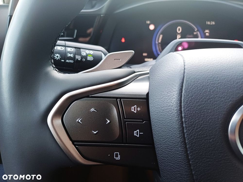 Lexus RZ 450e Prestige DIRECT4 - 26