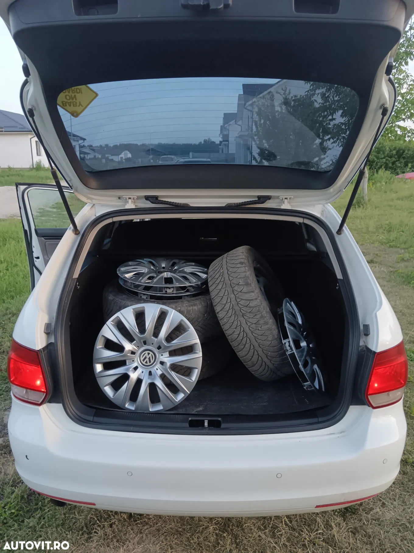 Volkswagen Golf 1.6 BlueTDI Comfortline - 5