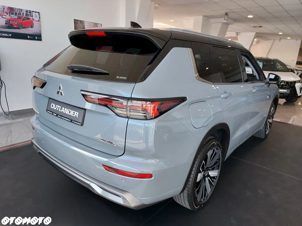 Mitsubishi Outlander Instyle Plus - 2