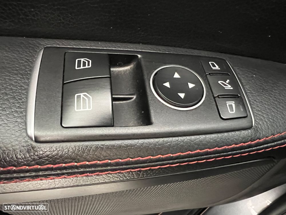Mercedes-Benz SLC 250 d 9G-TRONIC RedArt Edition - 13