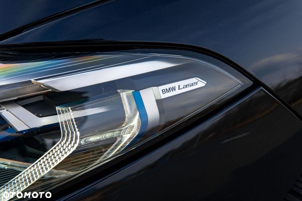 BMW Seria 8 M850i xDrive - 38