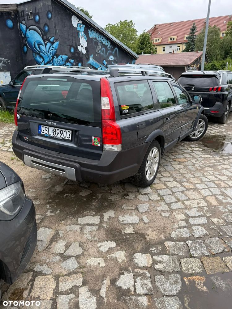 Volvo XC 70 D5 AWD Kinetic - 1