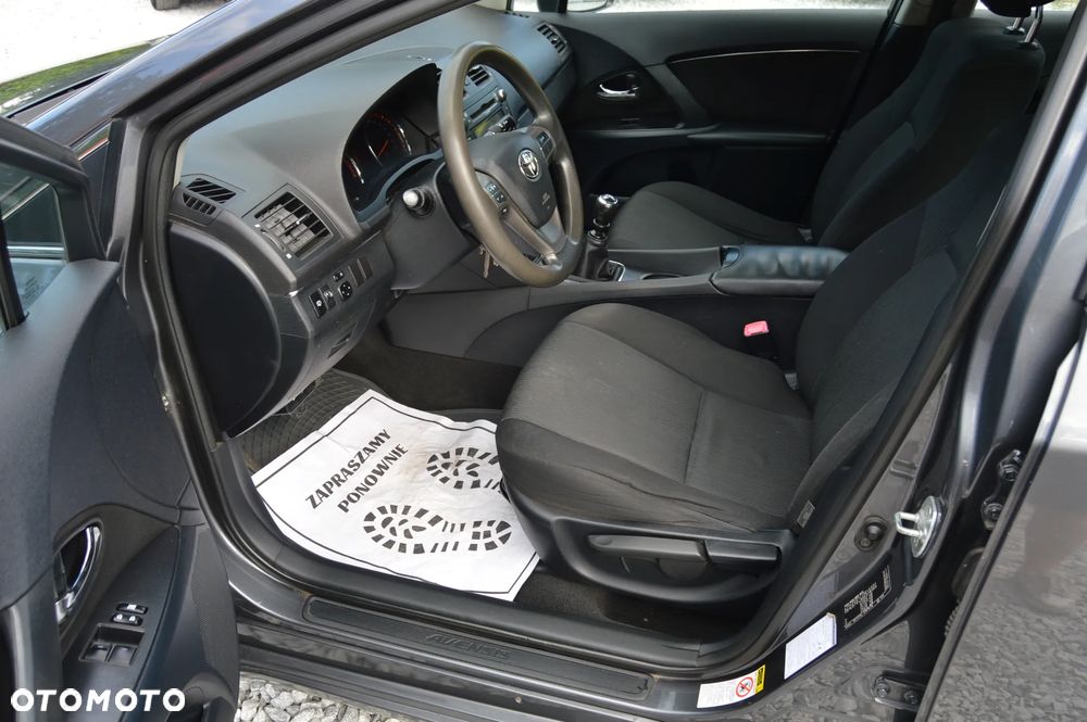 Toyota Avensis 2.0 D-4D Sol - 29