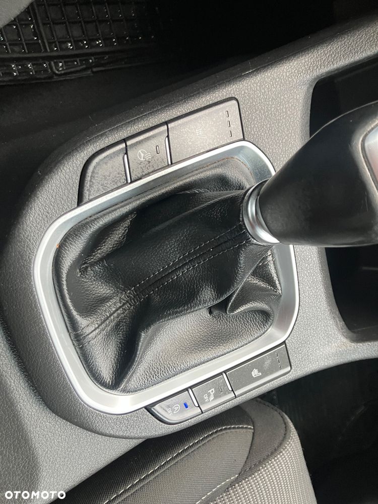 Hyundai i30 Kombi 1.4 Passion - 14
