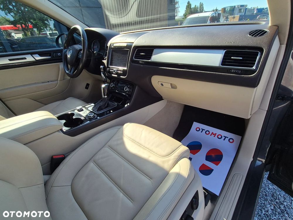 Volkswagen Touareg 3.0 V6 TDI BMT Business Line - 34