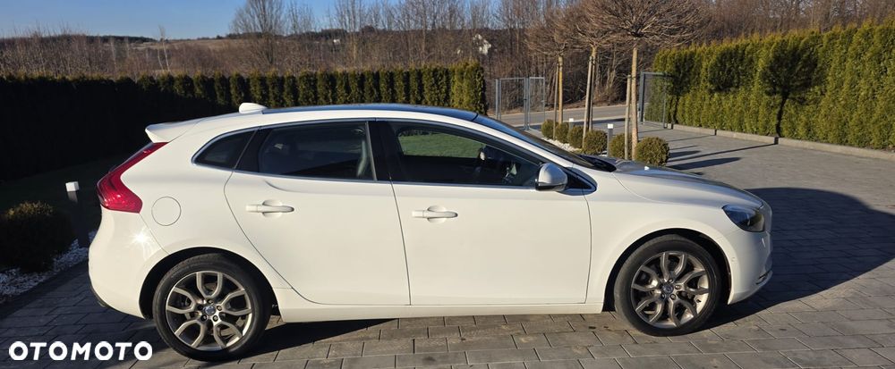 Volvo V40 D3 Summum - 13