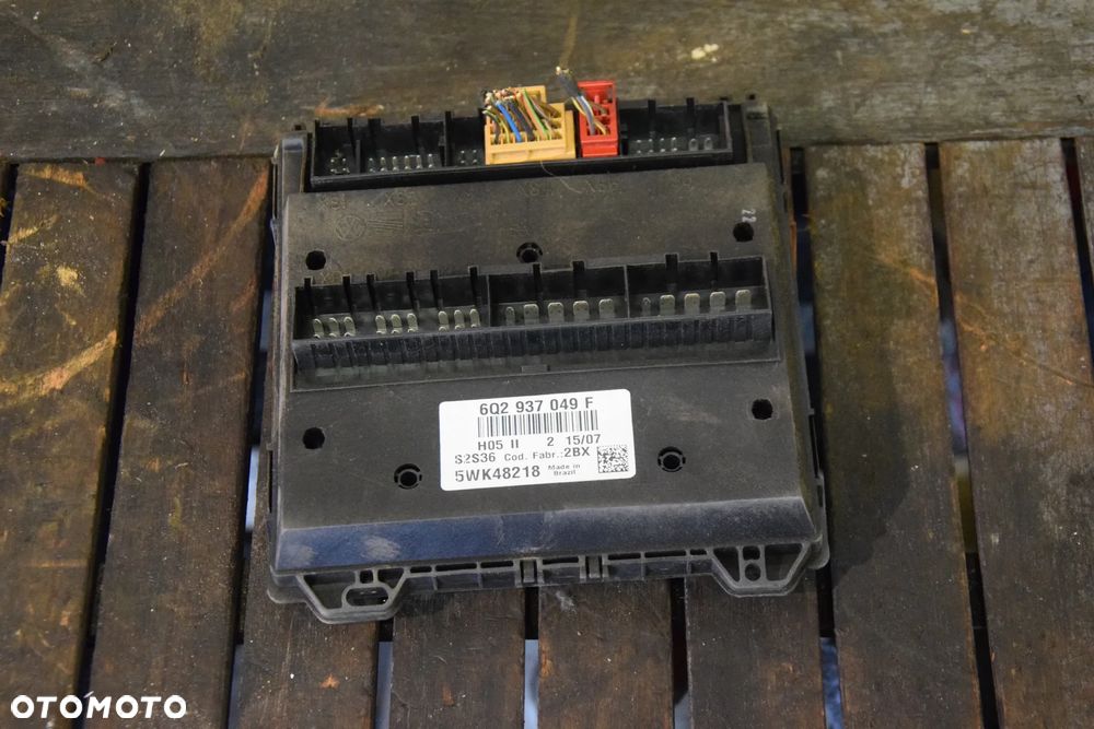 VW Polo IV 9N LIFT 05-09 Moduł komfortu 6Q2937049F - 1