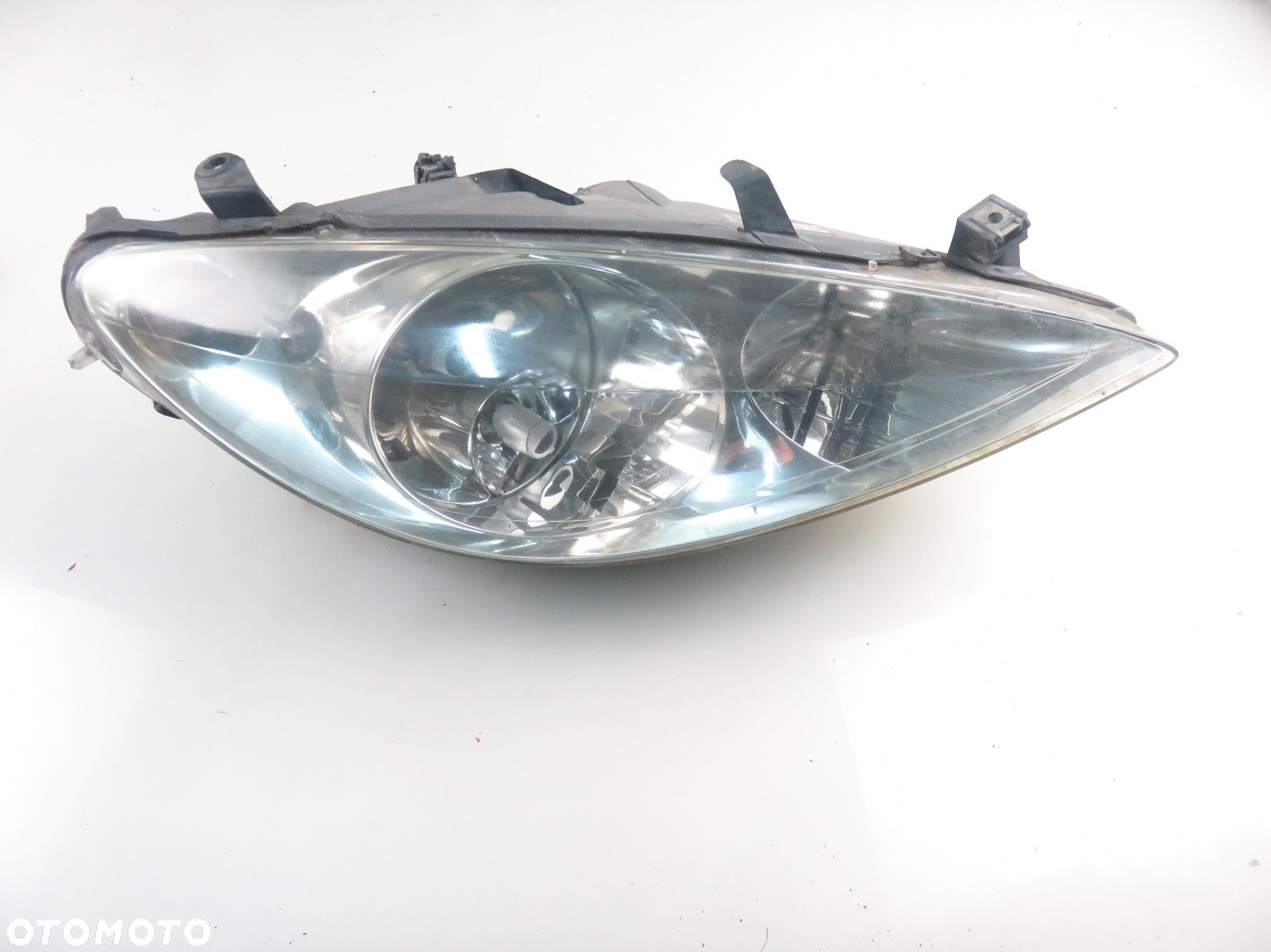 LAMPA PRAWA PRZEDNIA PEUGEOT 307 9641615680 - 1