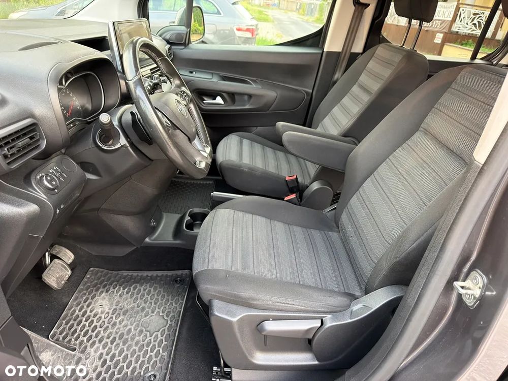Opel Combo 1.2 Turbo Start/Stop Automatik Innovation - 16