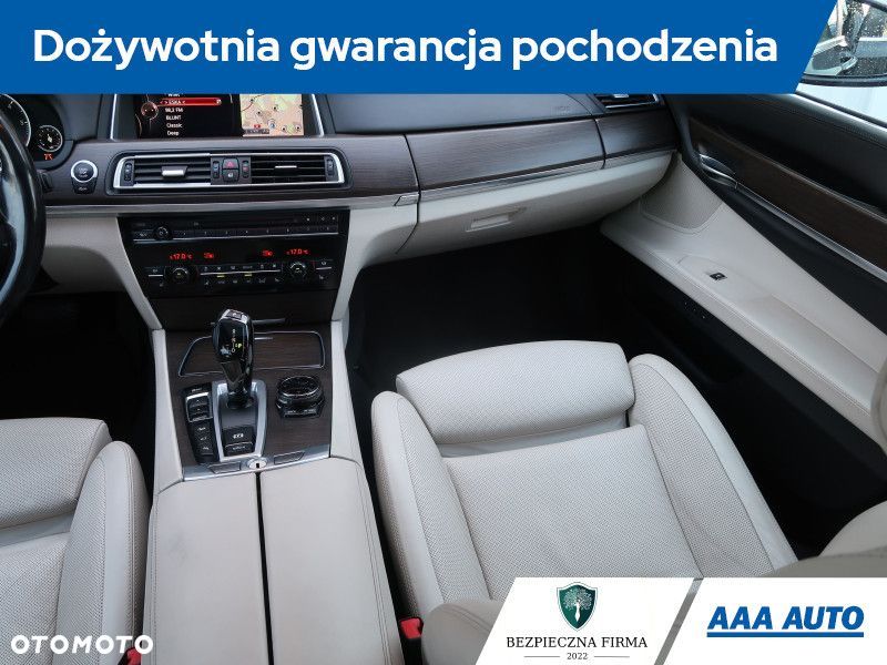 BMW Seria 7 - 9