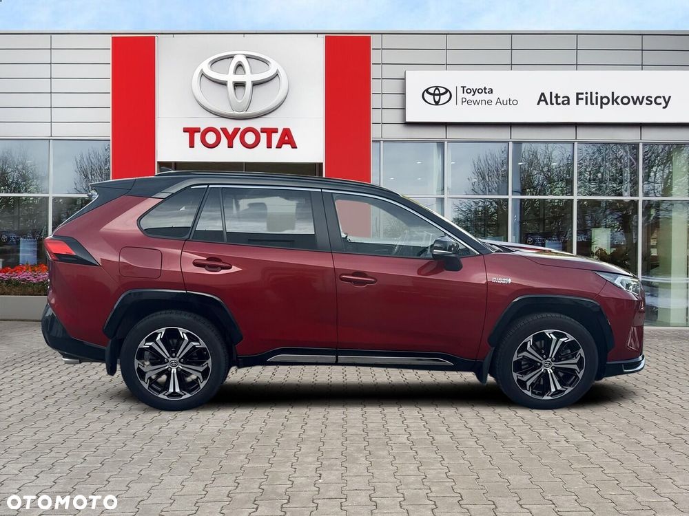 Toyota RAV4 - 6