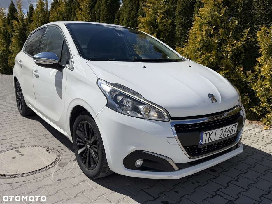 Peugeot 208 PureTech 110 Stop & Start Tech Edition - 1