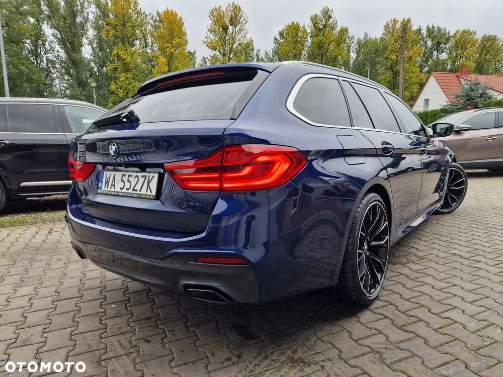 BMW Seria 5 520i Touring M Sport Edition - 3
