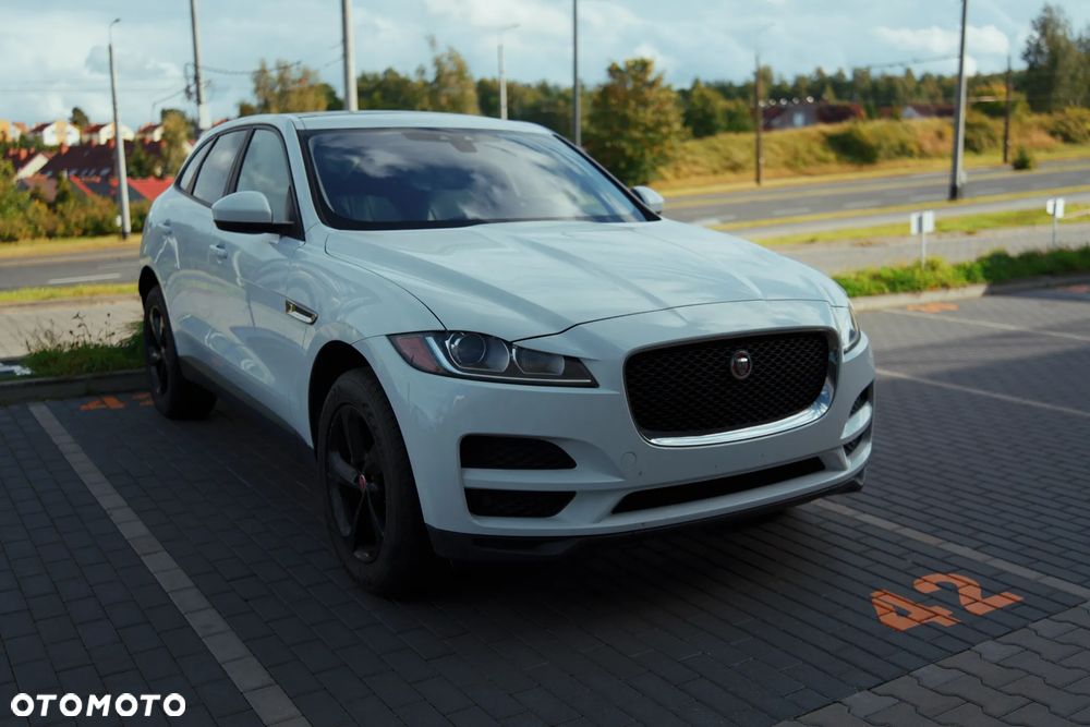Jaguar F-Pace 35t AWD Prestige - 3