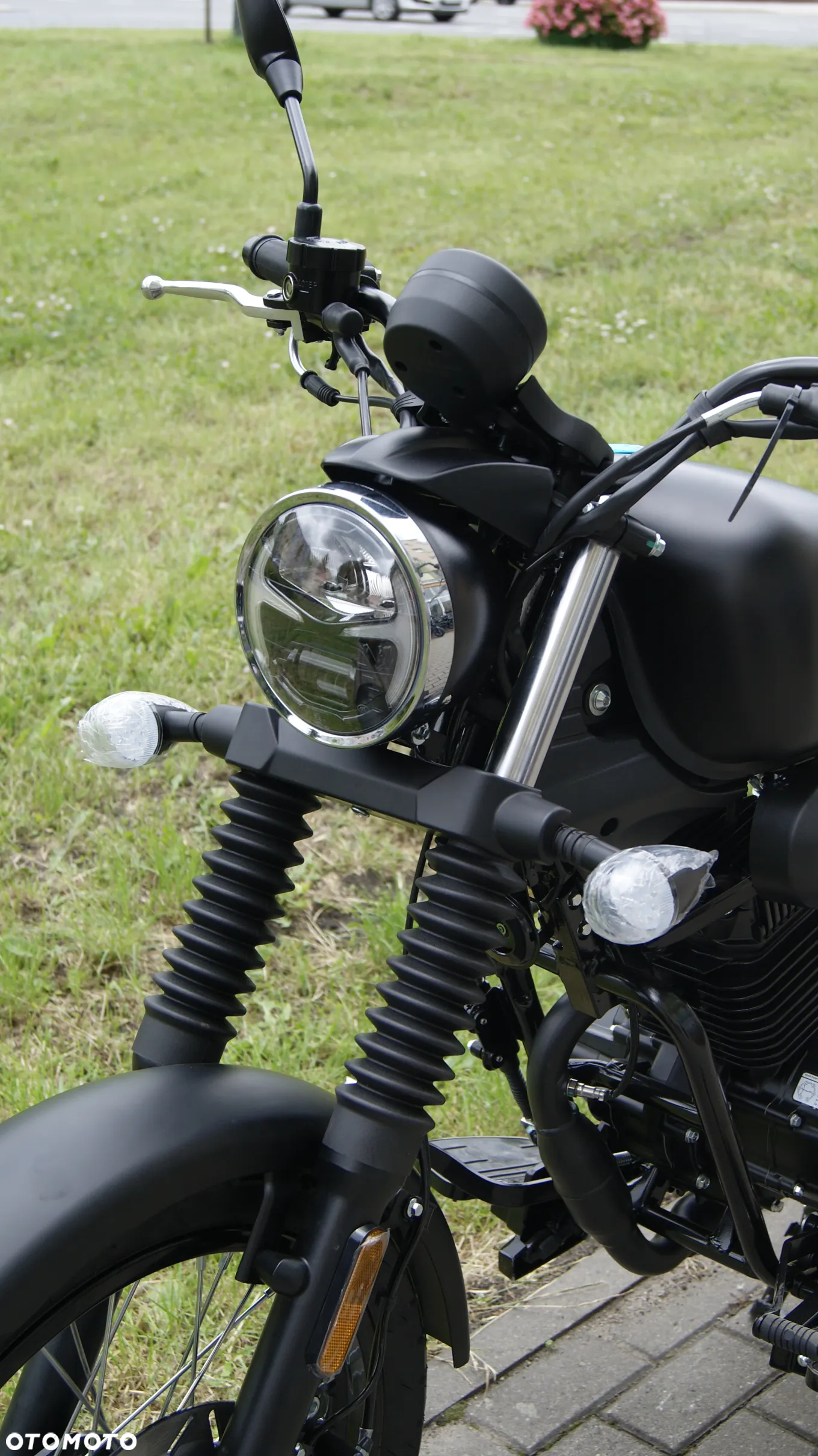 Junak M12 - 8