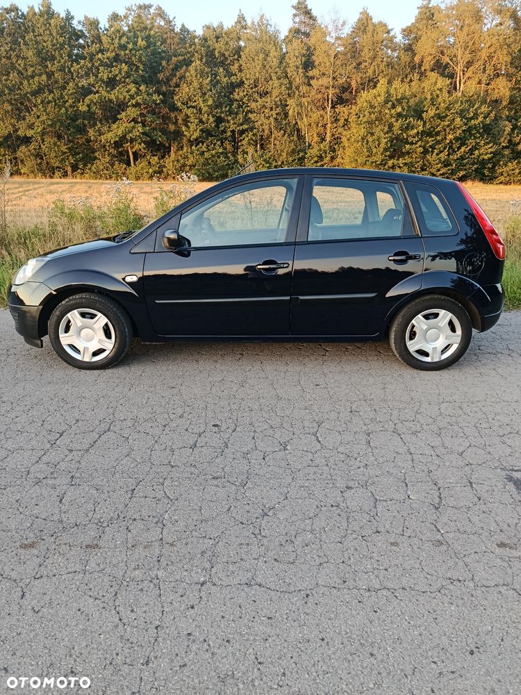 Ford Fiesta - 4