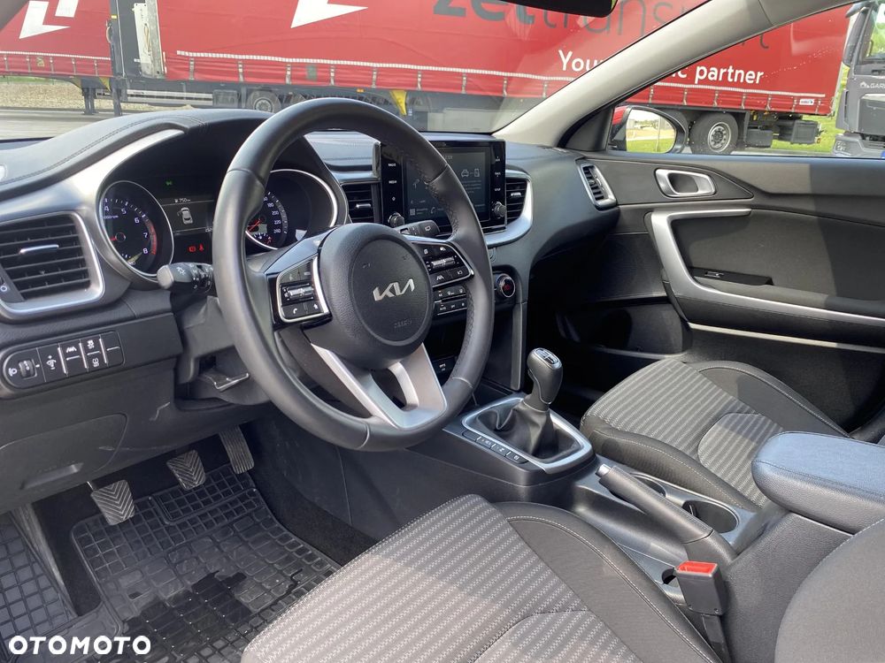 Kia XCeed 1.5 T-GDI M - 10