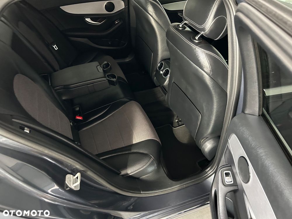 Mercedes-Benz Klasa C 200 (BlueTEC) d T Exclusive - 25