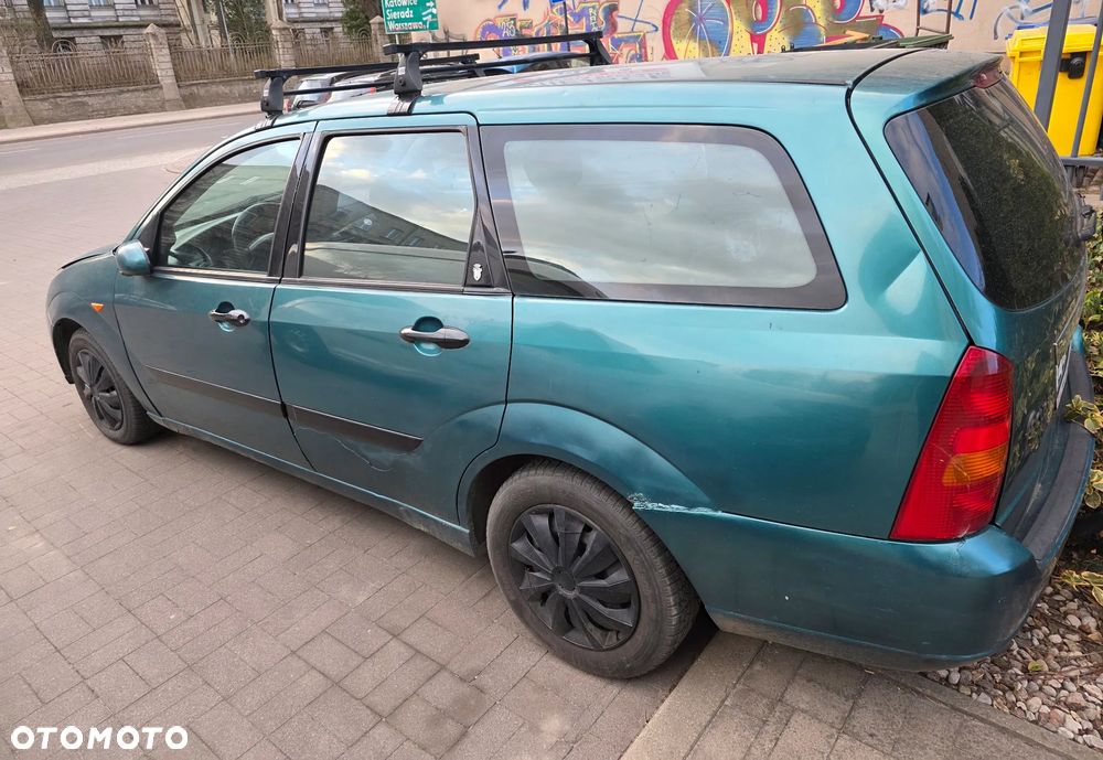 Ford Focus 1.8 TDDi Ghia - 2