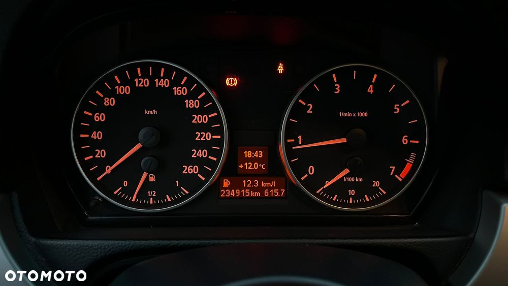 BMW Seria 3 - 11