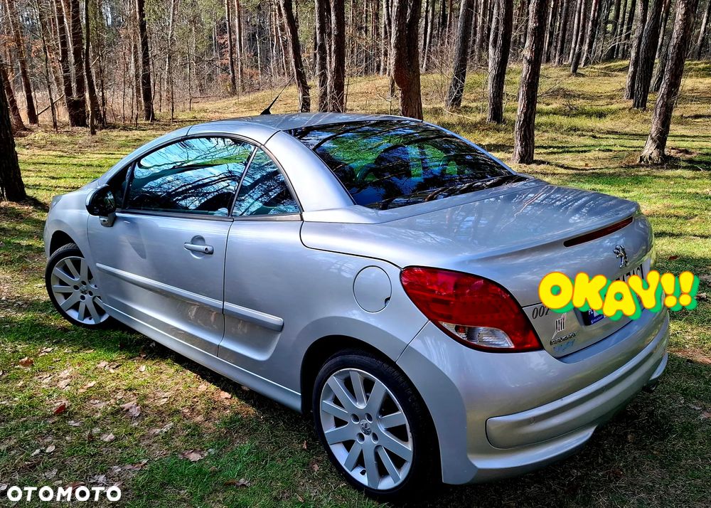 Peugeot 207 CC - 2