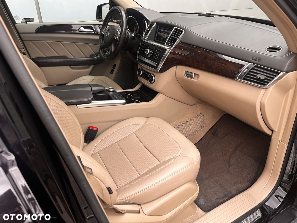 Mercedes-Benz GL - 36