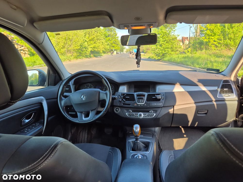 Renault Laguna 2.0 DCi Dynamique - 9