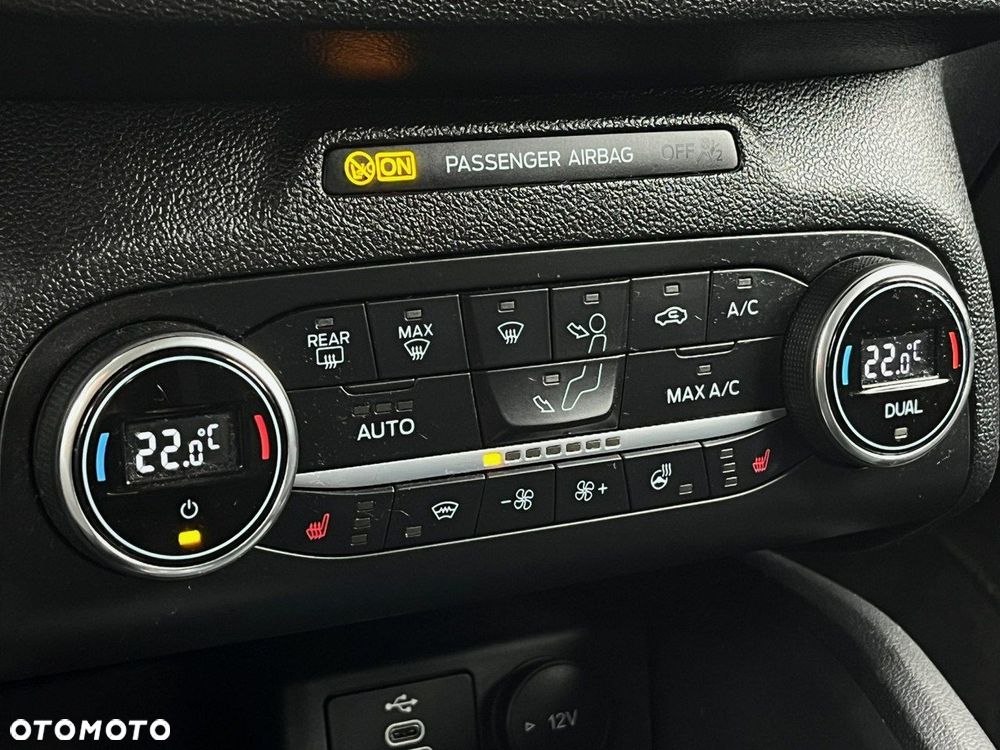 Ford Focus 1.5 EcoBlue Start-Stopp-System COOL&CONNECT - 25