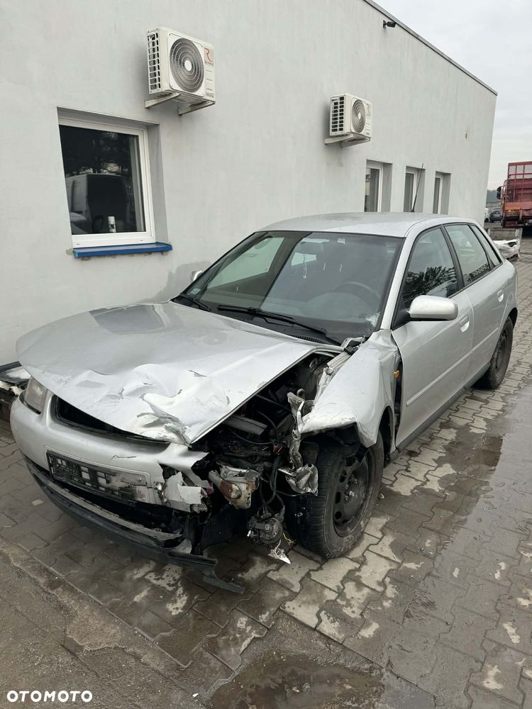 Wszystkie Części do Audi A3 1.8b APG , Kolor LY7W - Części Stacja demontażu Przystajń - 3