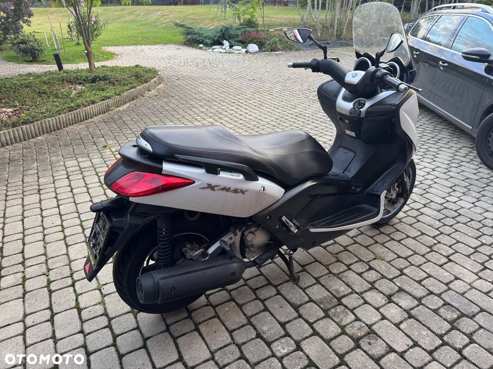 Yamaha X-max - 9