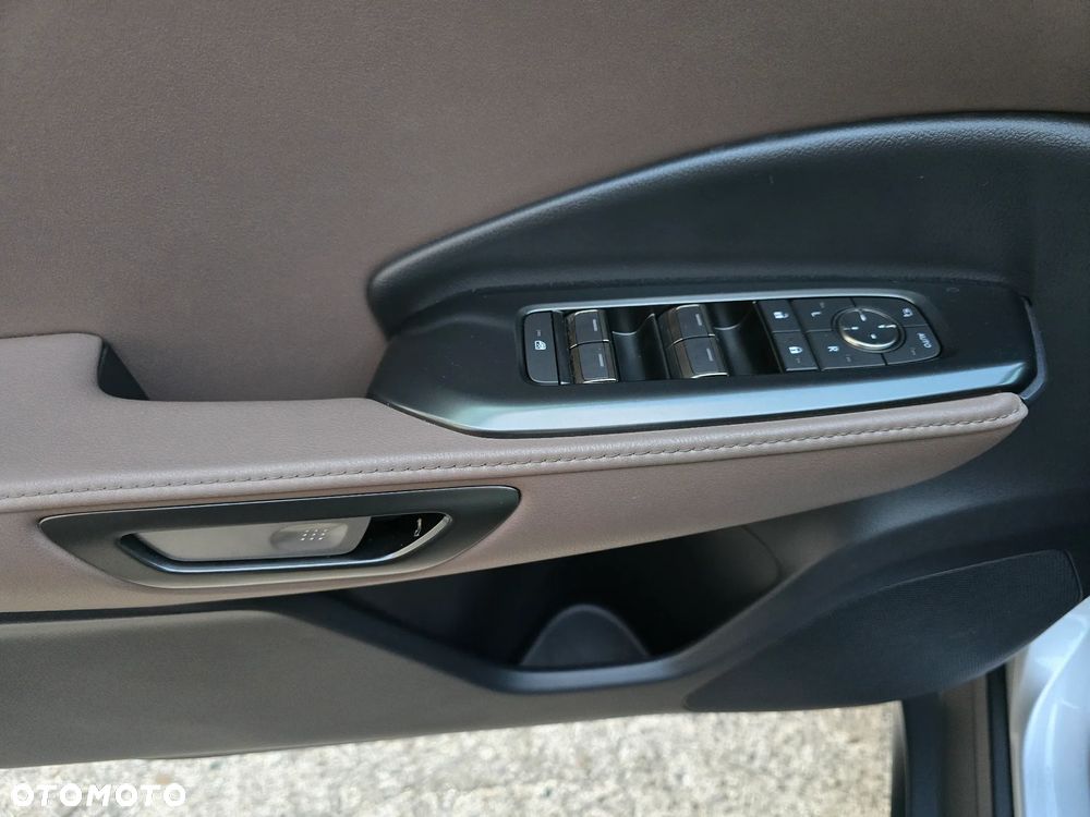 Lexus LBX FWD Original Edition - 16