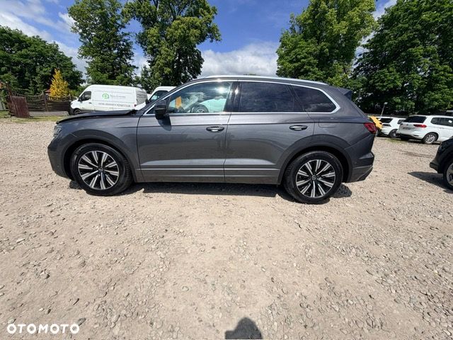 Volkswagen Touareg V6 e-Hybrid OPF 4Motion Elegance FINAL EDITION - 19
